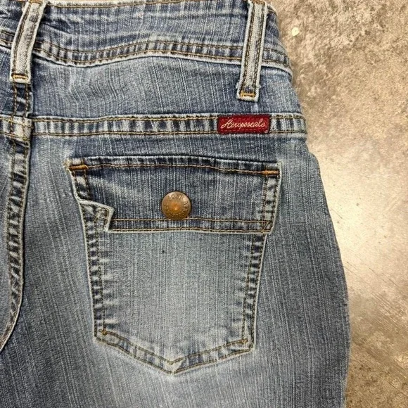 Vintage Aeropostal Medium Wash Flared Y2K Jeans Size 3/4 - Picture 4 of 8